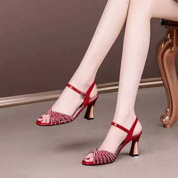  2022 godine, Nove ljetne sandale prosjeku petu s rupom u obliku riblje ulje u ustima, sa štrasom, односложная buckle, Moderna ženska obuća za mame s otvorenim vrhom