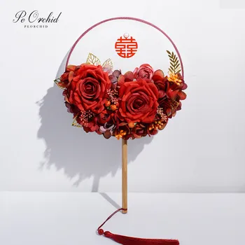  PEORCHID Kineski stil Crvena Nevjesta Palača Ručni Obožavatelji S cvjetovima Ruža Drevna Vjenčanje College Pokloni Buket Svadbeni U Rukama Navijač